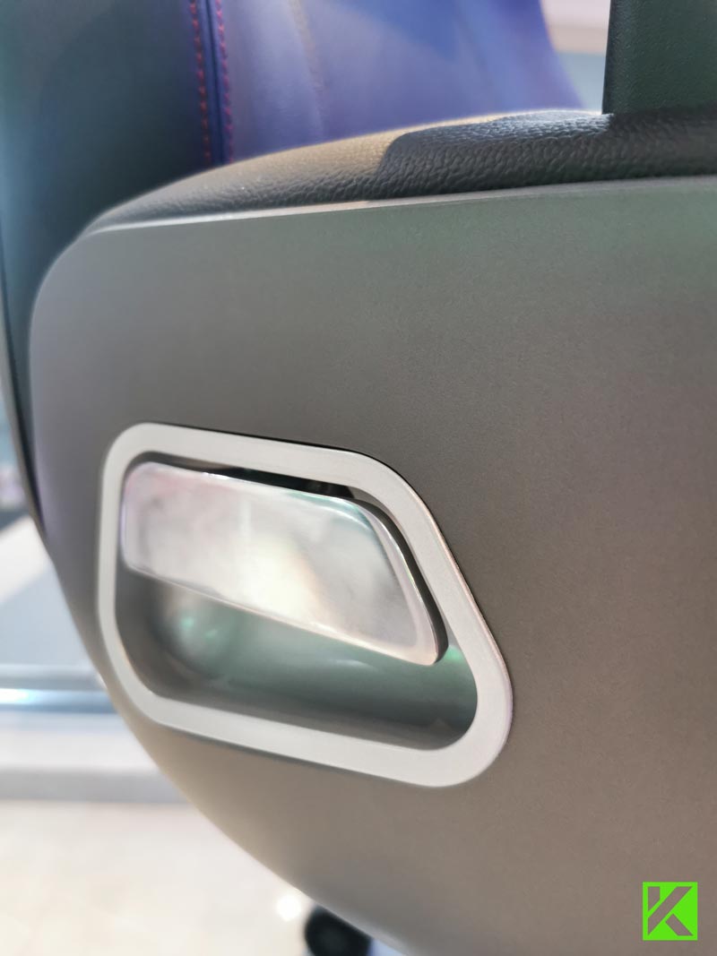 Review ThermalTake Gaming Chair Argent E700 Space Grey