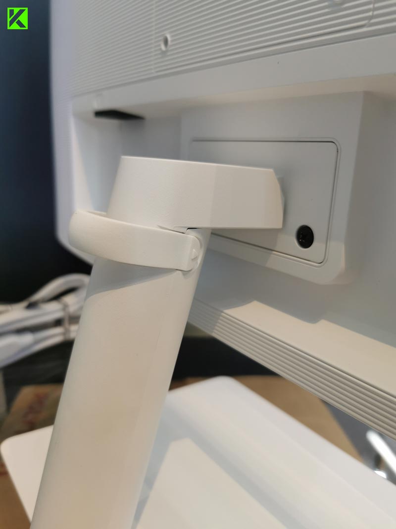 Samsung Smart Monitor M5