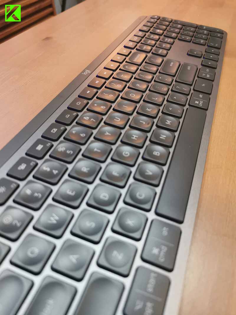 Review Logitech MX Keys, Keyboard Premium yang Bikin Betah Ngetik