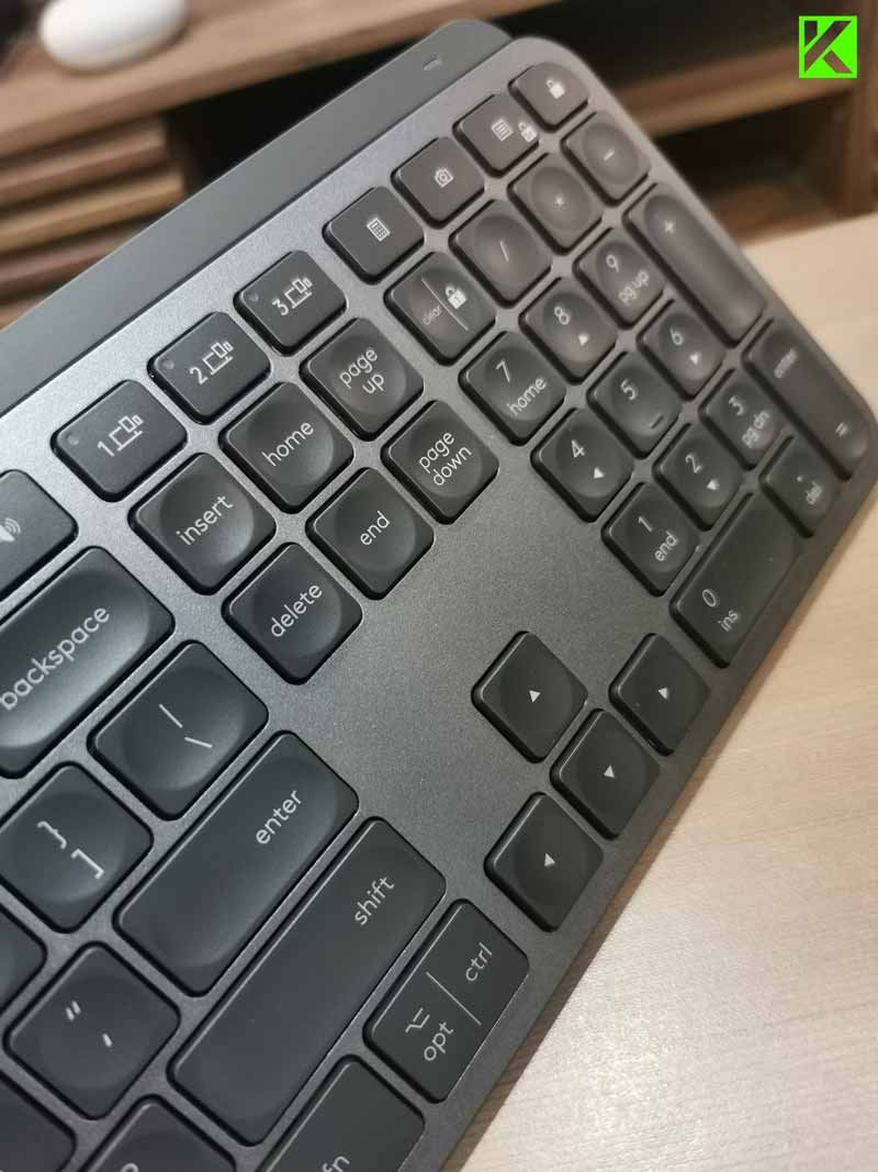 Review Logitech MX Keys, Keyboard Premium yang Bikin Betah Ngetik