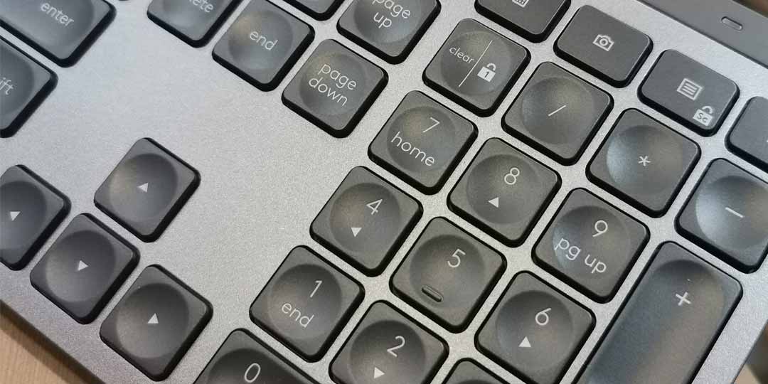 Review Logitech MX Keys