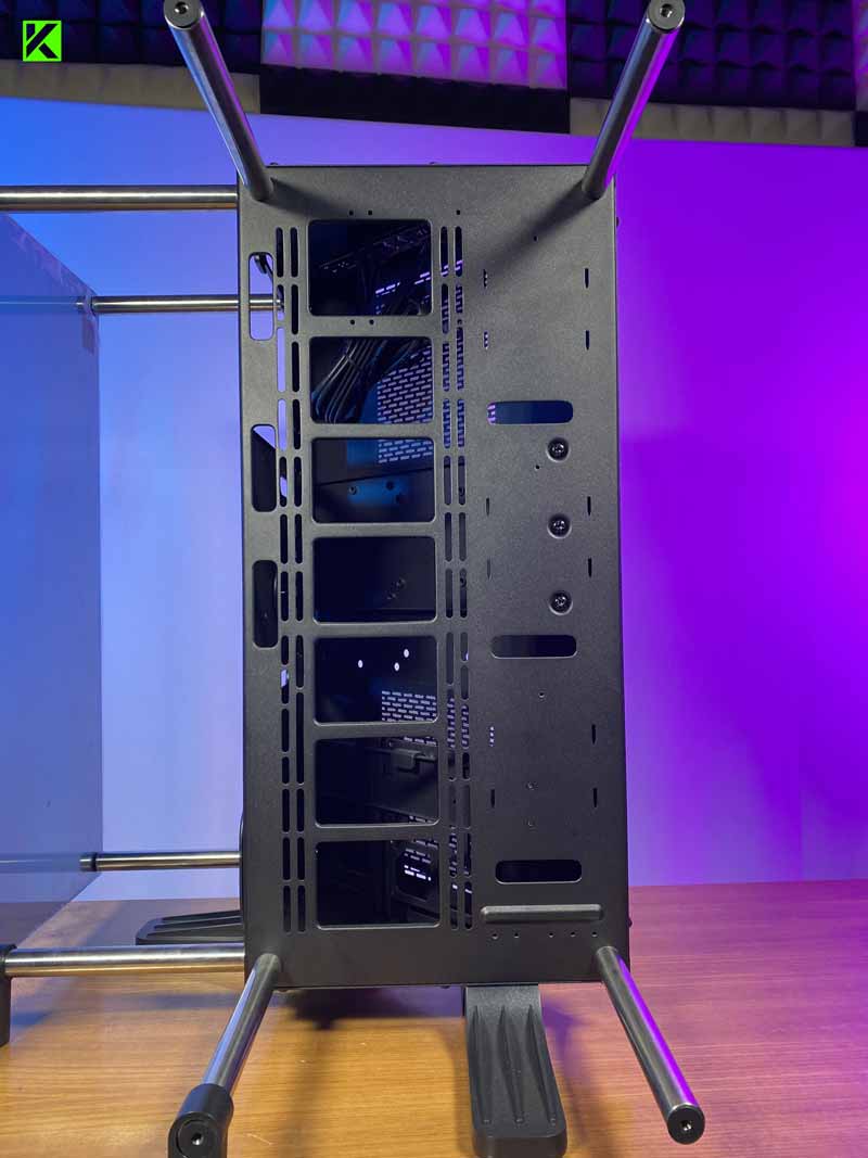 Review THERMALTAKE Core P90 Tempered Glass Edition