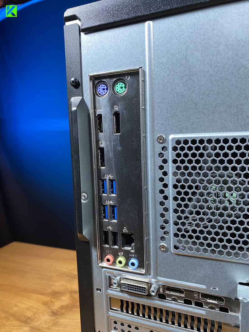 Review ASUS ROG STRIX G10CE