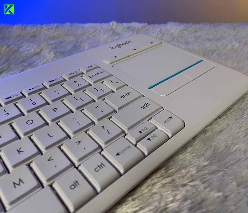 Review Logitech K400