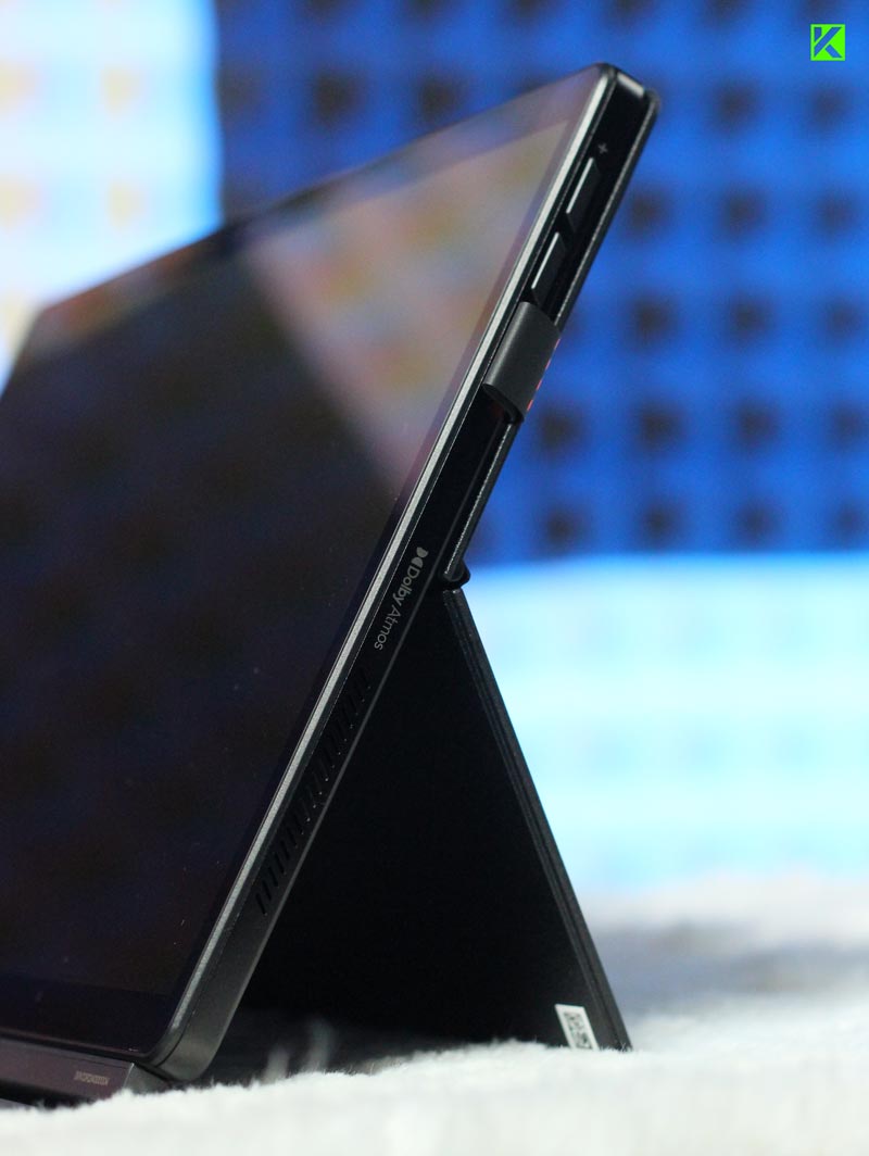 Review ASUS Vivobook T3304G