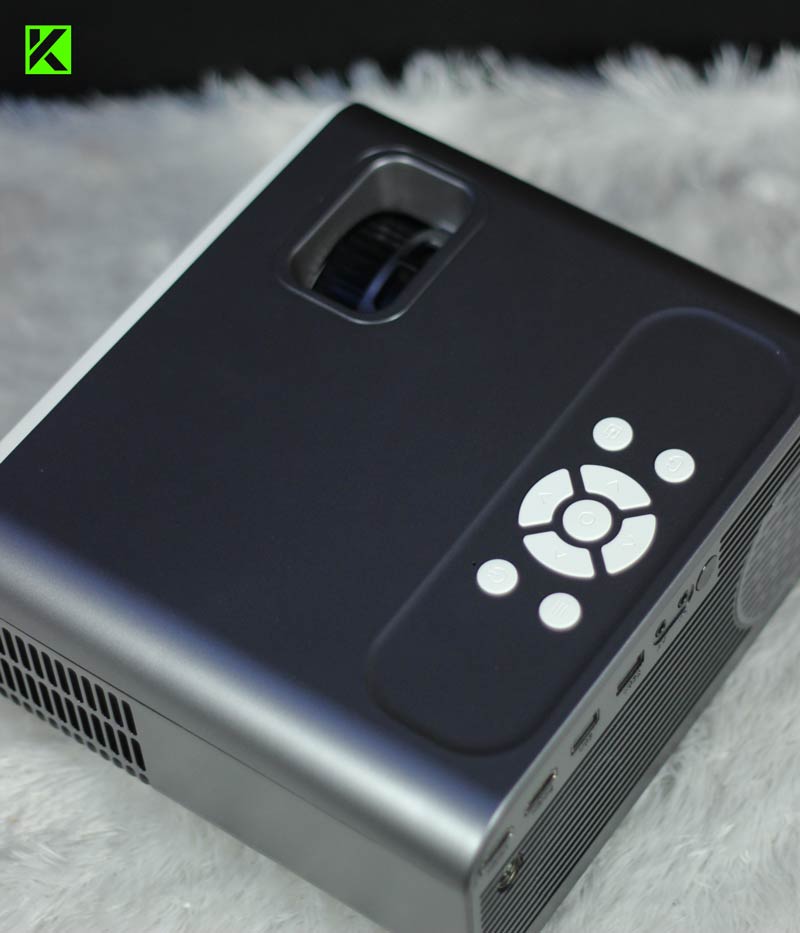 Review Proyektor Cheerlux C12D DVB