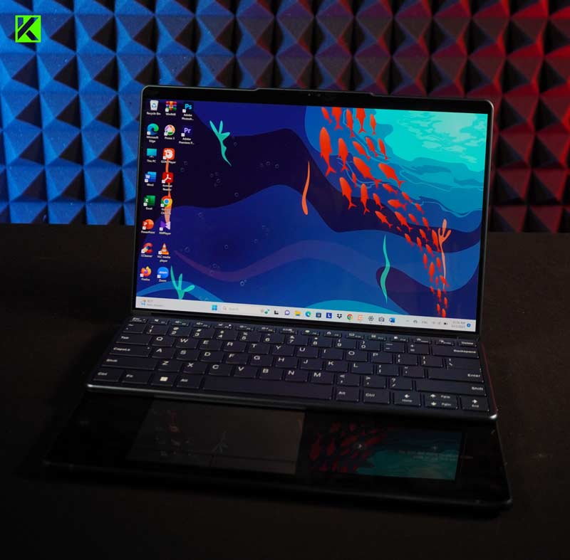 Review Lenovo Yoga Book 9i