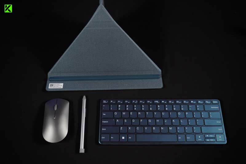 Review Lenovo Yoga Book 9i