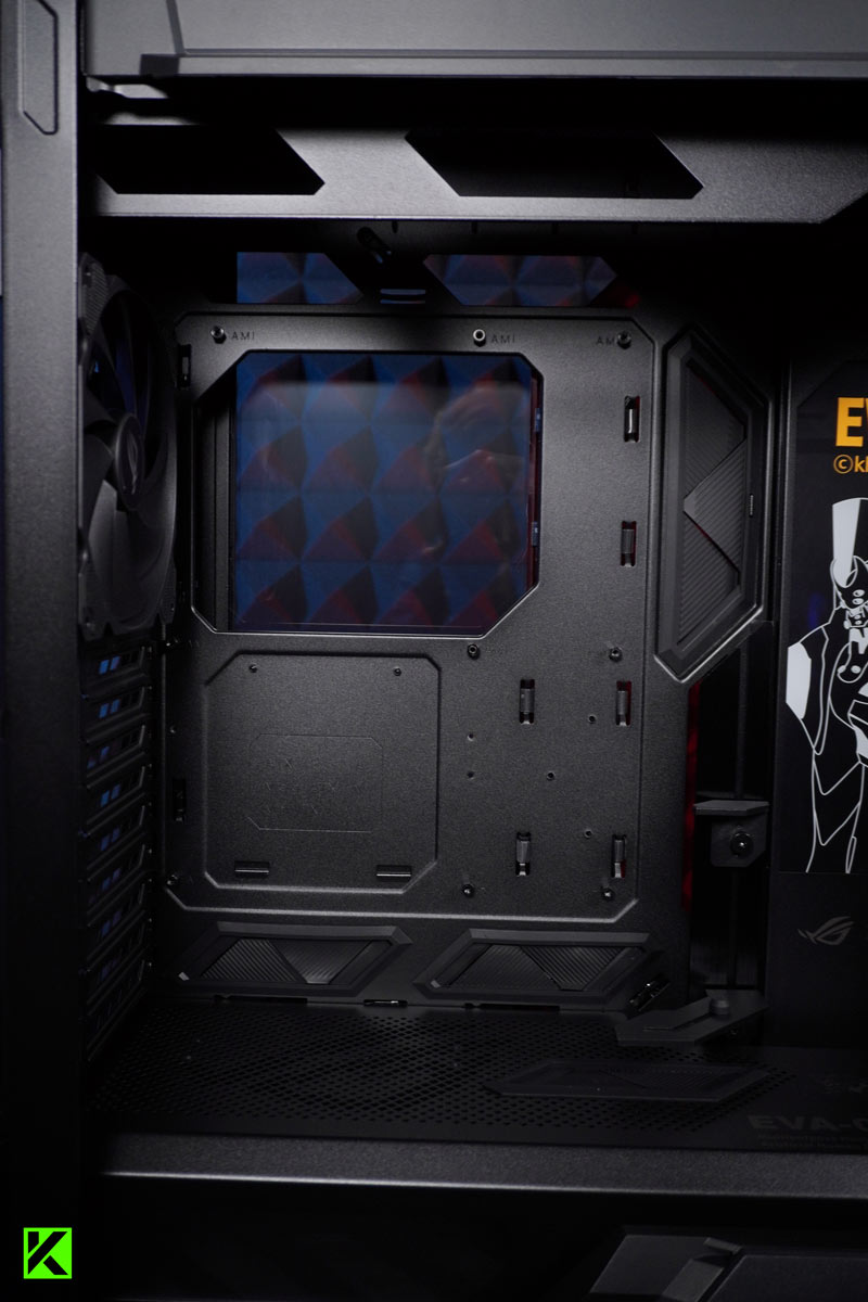 Review Case ASUS ROG Hyperion EVA-02 Edition