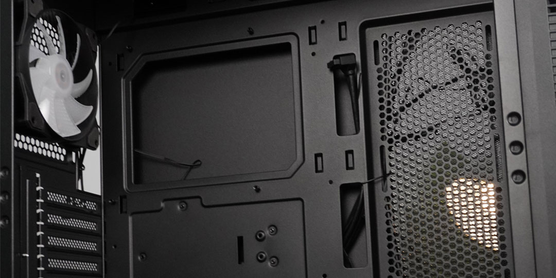 Review MSI MAG Forge 320R Airflow