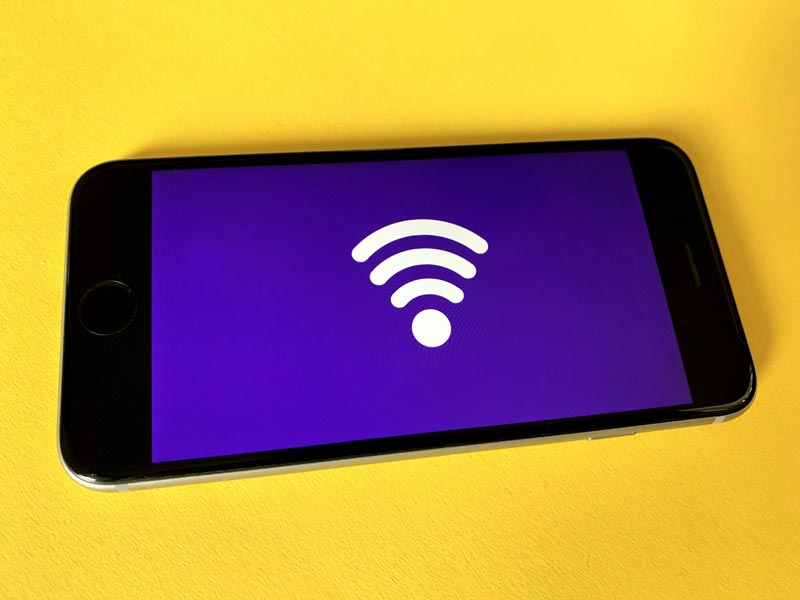 Perbedaan WiFi Router Dual Band vs Single Band, Mana yang Terbaik ya?
