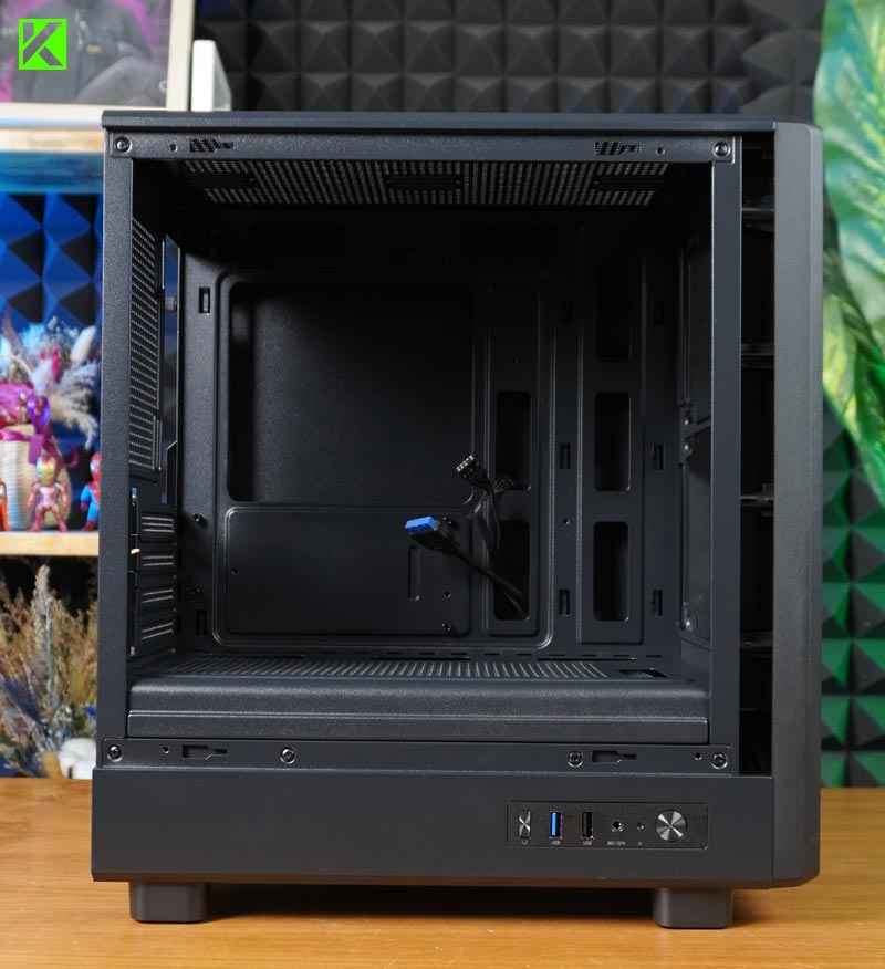 Review Infinity AXIS 