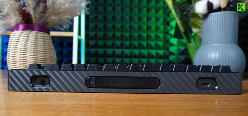Review ASUS ROG M702 Azoth Extreme