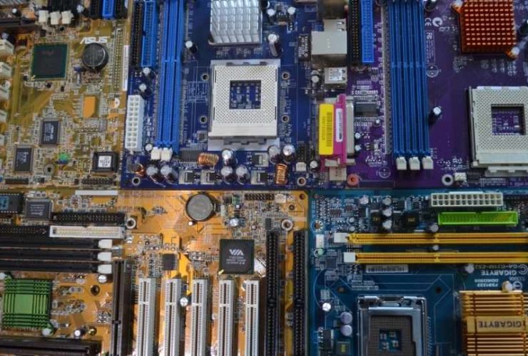 beda atx dan itx