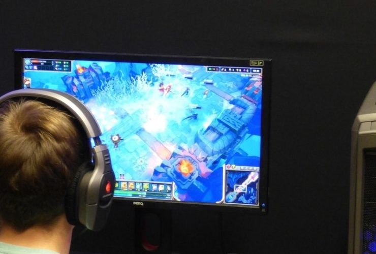 stuttering saat main game