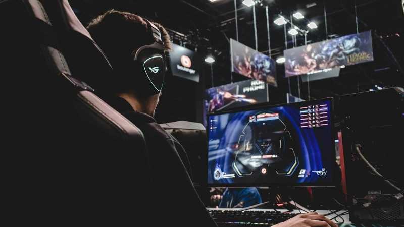 Stuttering Saat Main Game