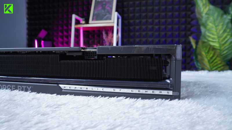Review ASUS ROG Astral RTX 5090