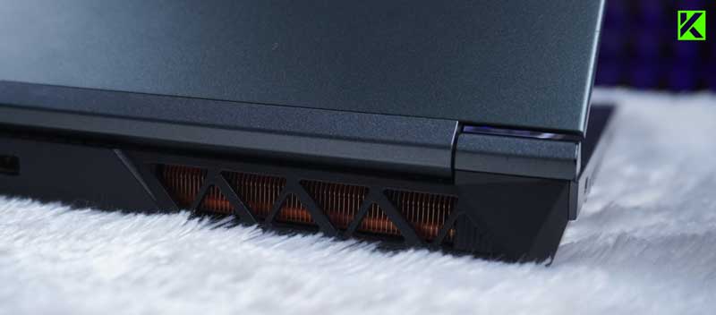Review COLORFUL EVOL X15 XS