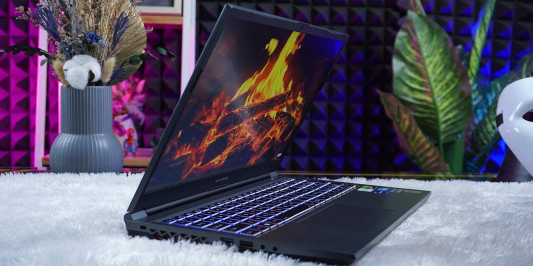 Review COLORFUL EVOL X15 XS