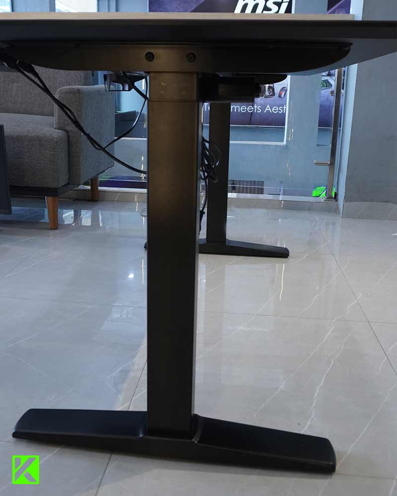 Review TTRacing TITUS X Smart Desk!