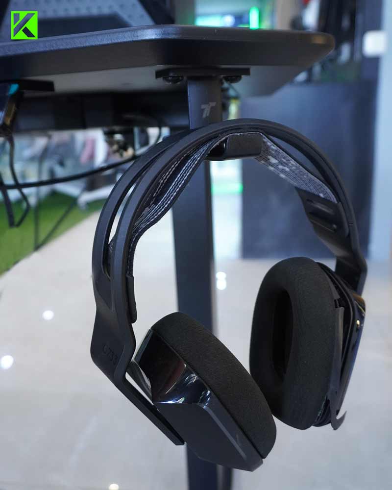 Review TTRacing TITUS X Smart Desk!