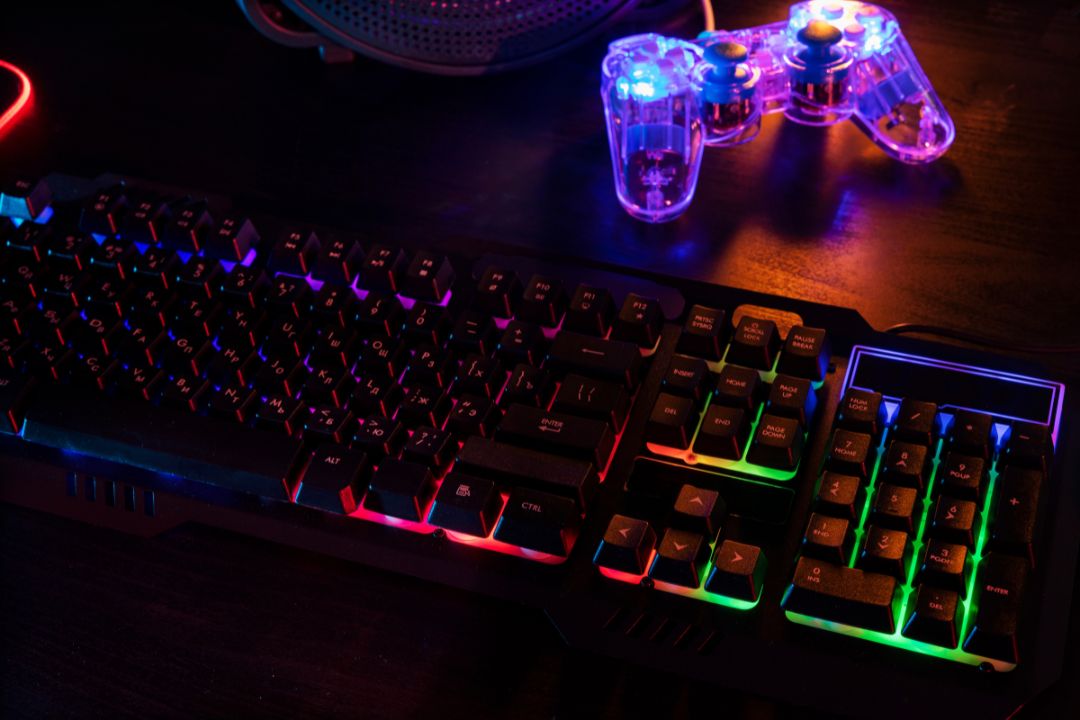 Beda Keyboard Gaming dan Biasa