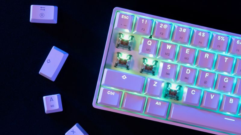 Mechanical Switch - beda keyboard gaming dan biasa