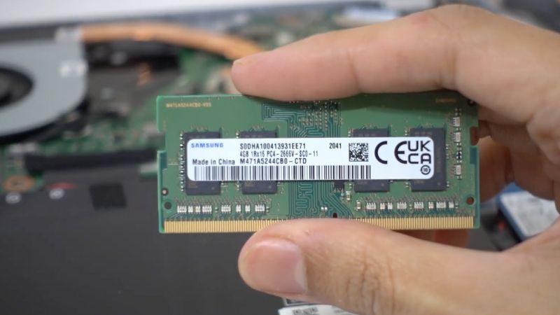 Cara Aman Upgrade RAM Laptop - RAM laptop samsung